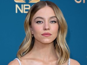 Sydney Sweeney Gandeng Jeff Bezos, Empire Bisnis sampai Bond Girl