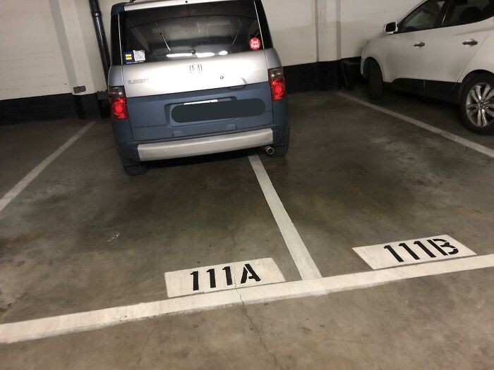 Tetangga Nyebelin