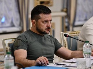 Zelensky Berang Rusia Serang Situs Penyimpanan Biji-bijian Ukraina