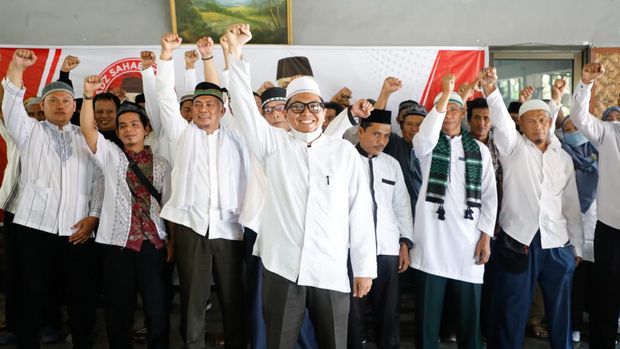 Ustadz Sahabat Ganjar