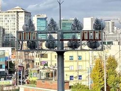 10 Foto Ilusi Optik yang Menipu Mata, Harus Fokus Melihatnya