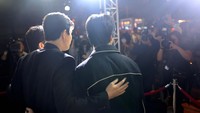 Ketiga aktor tersebut menghadiri Toronto International Film Festival 2022 untuk film A Man Of A Reason. (Foto: Getty Images/Matt Winkelmeyer)