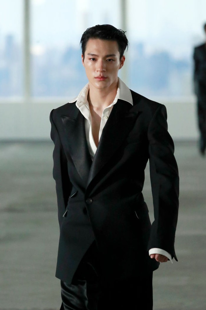 NEW YORK, NEW YORK - SEPTEMBER 13: Models walk the runway for the Peter Do fashion show during September 2022 New York Fashion Week: The Shows on September 13, 2022 in New York City. (Photo by Al Zeta/Getty Images for NYFW: The Shows)