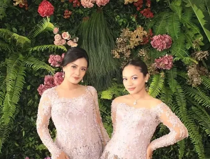 Amel Carla Amel Carla
