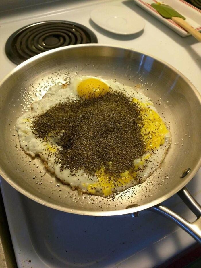Foto-foto Ini Tunjukkan Kekacauan di Dapur, Bikin Tepok Jidat Foto-foto Ini Tunjukkan Kekacauan di Dapur, Bikin Tepok Jidat