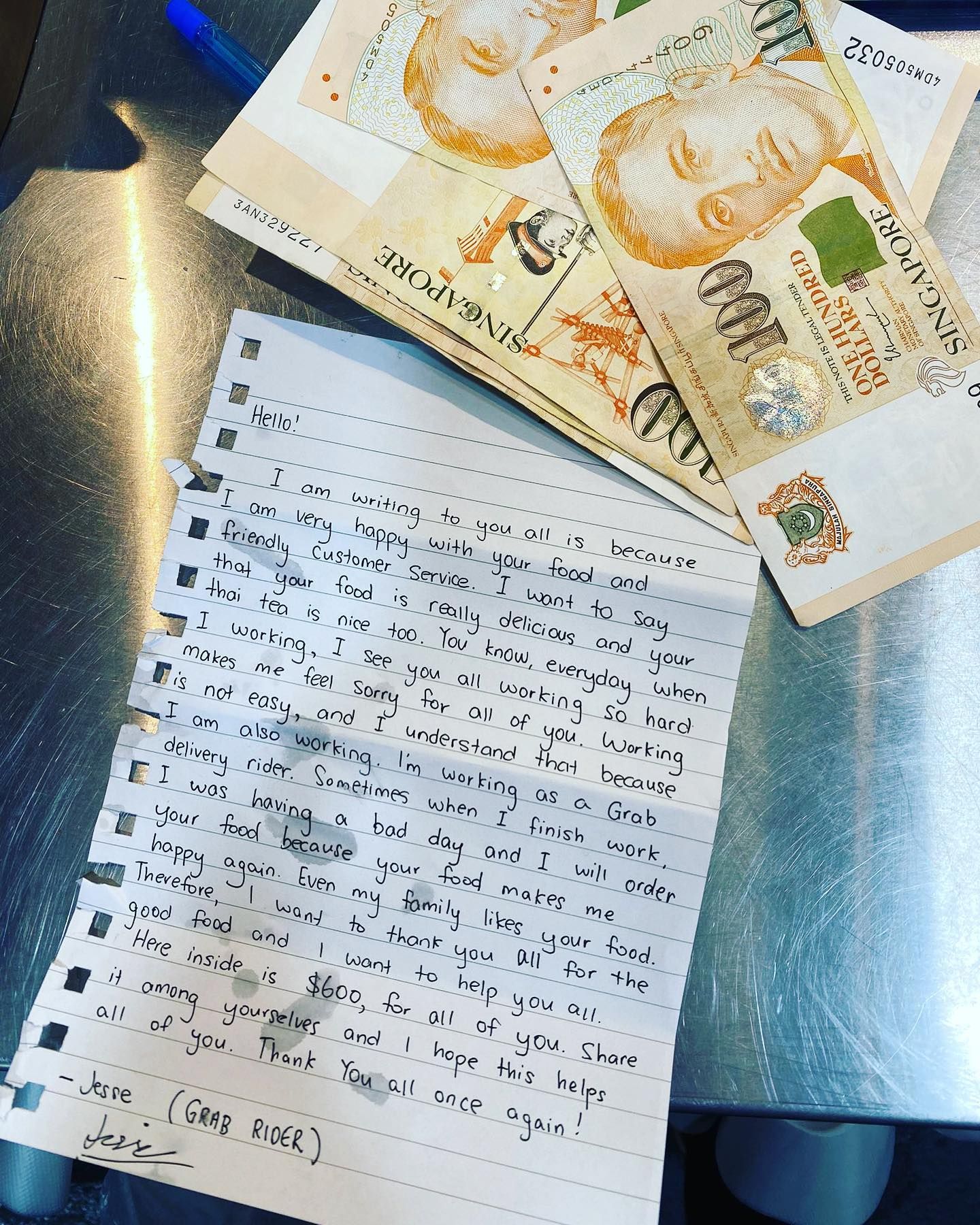 Gokil! Ojol Ini Beri Tip Rp 6 Juta untuk Restoran Thailand Favoritnya