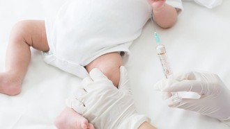 Tren Imunisasi di RI Ngedrop, Banyak Ortu Takut Anaknya Kena Efek Samping