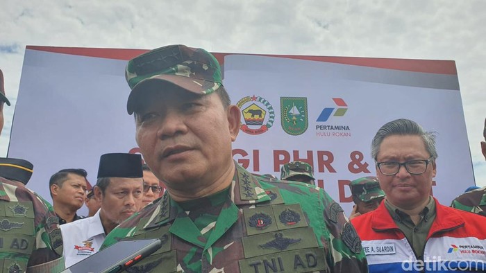 KSAD Jenderal Dudung Abdurachman merespons permintaan maaf Effendi Simbolon.