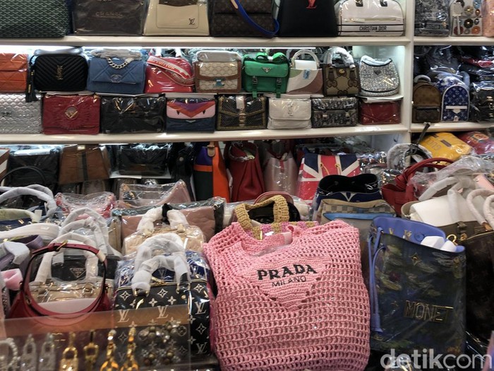 Tas branded KW Tas branded KW