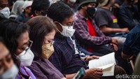 Di sini, diceritakan bahwa Munir merupakan sosok yang sederhana semasa hidupnya.