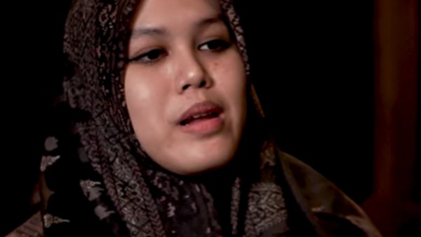 Hamma korishi uchun butalar ichida anal porno