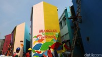 Pembangunan permukiman ini menelan biaya Rp 7,8 miliar. 