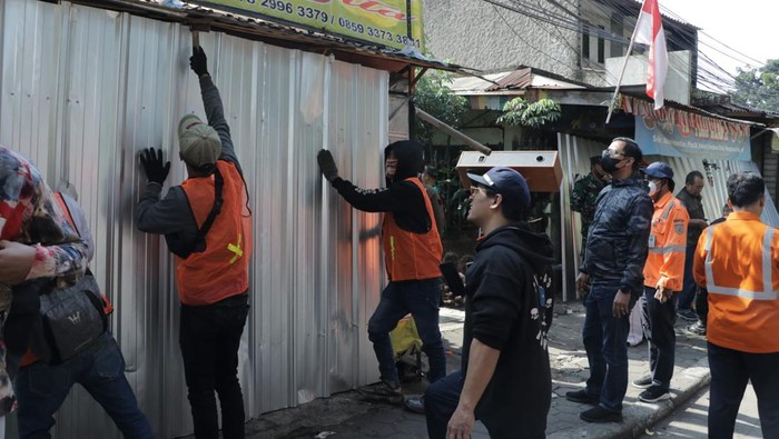 Penertiban aset PT KAI di Bandung