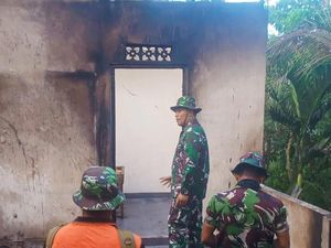 Diduga karena Obat Nyamuk, Rumah Pensiunan PNS di Jembrana Terbakar