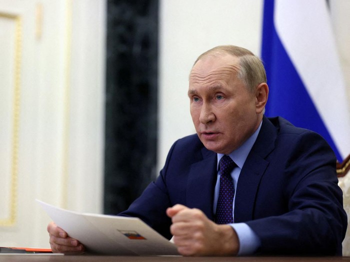 Russian President Vladimir Putin chairs a meeting with members of the Security Council via a video conference call in Moscow, Russia, September 9, 2022. Sputnik/Gavriil Grigorov/Pool via REUTERS/File Photo