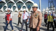 Gubernur Ridwan Kamil Tinjau Pembangunan Masjid Gedebage