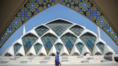 Intip Pembangunan Masjid Al-Jabbar yang Dipamerkan Atalia Praratya dan Kang Emil