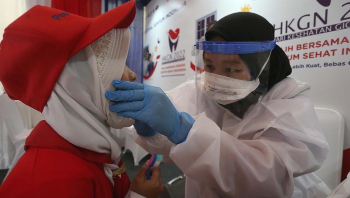 Bertepatan dengan Hari Kesehatan Gigi Nasional, PDGI gelar acara sikat gigi bersama secara daring. Acara yang diikuti 701.009 anak-anak ini meraih rekor MURI.