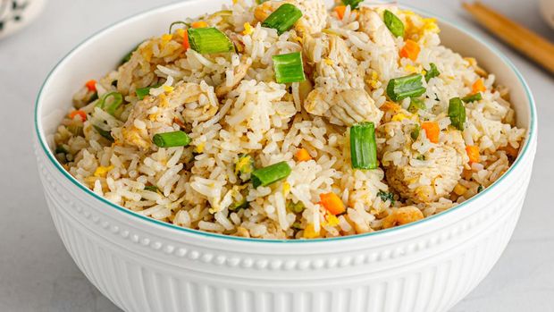 Resep Nasi Goreng Ayam dan Sayuran