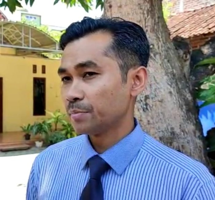 Salah satu Guru Gontor, Ahmad Saifulloh
