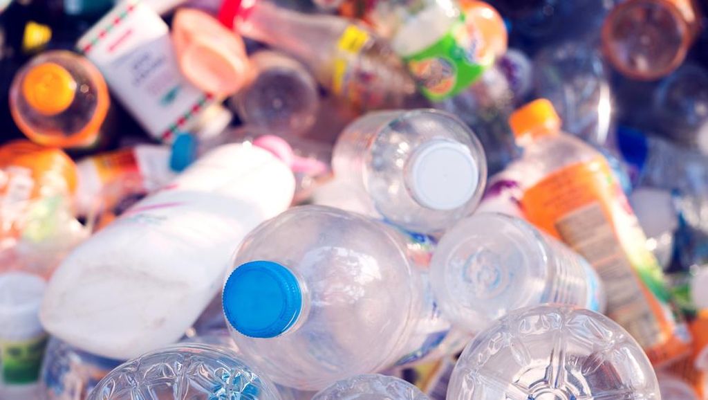 Galon Sekali Pakai Dinilai Bukan Masalah Utama Sampah Plastik