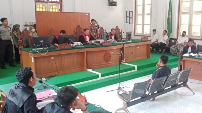 Siang pembunuhan Najamuddin yang didalangi eks Kasatpol PP Makassar Muhammad Iqbal Asnan di PN Makassar.