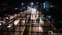 Menurut Direktur Utama Adhi Karya Entus Asnawi Mukhson tol tersebut akan mengurangi beban tol eksisting.