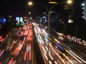 Ikutan Bangun Tol Layang di Atas JORR, dari Mana Modal Adhi Karya?
