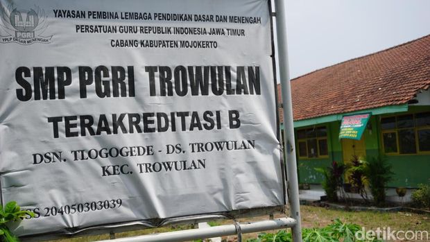 SMP PGRI Trowulan, Mojokerto yang dijual