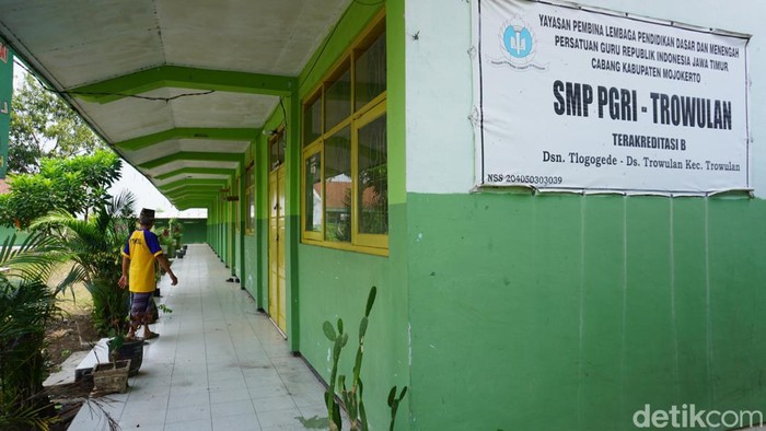 SMP PGRI Trowulan, Mojokerto yang dijual oleh pria mengaku pemiliknya