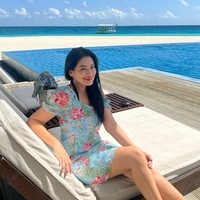 Pemandangan Maldives yang sangat indah, membuat banyak netizen iri dengan Titi Kamal dan Christian Sugiono. Menariknya, ada salah satu netizen yang mendoakan keduanya memiliki momongan lagi setelah liburan.  Foto: Instagram/@titikamal