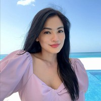 “Pulang2 semoga jadi Dede bayi,” canda netizen. Foto: Instagram/@titikamal