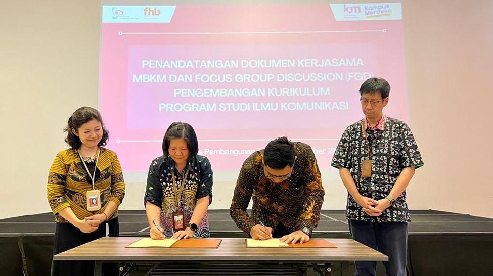 Kerja sama Universitas Pembangunan Jaya dengan pelaku industri.