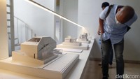 Pengunjung melihat pembukaan pameran Bintaro Design District (BDD) 2022 di Bintaro, Jakarta Selatan, Rabu (14/9/2022).