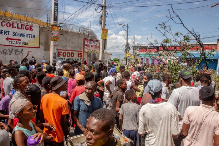 PORT-AU-PRINCE, HAITI - SEPTEMBER 14: Protesters continue demonstration on the second day of general mobilization as they barricade all major roads and protest rising gas prices and demand the resignation of Prime Minister Ariel Henry in Port-au-Prince, Haiti on September 14, 2022. (Photo by Georges Harry Rouzier/Anadolu Agency via Getty Images)