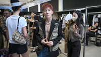 Selain itu, Donghyuk juga mewakili brand ULKIN. (Foto: Getty Images for Concept Korea/Roy Rochlin)