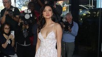 Aduh cantiknya Raline Shah! (Foto: Patrick McMullan via Getty Image/Udo Salters)