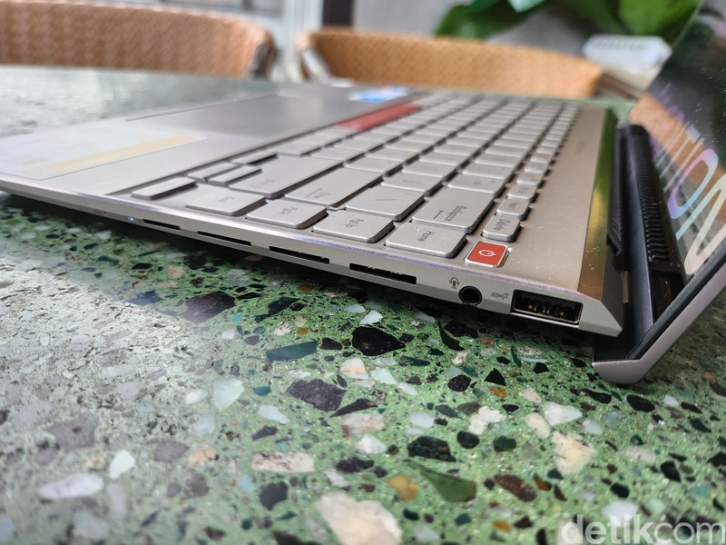 Asus Zenbook Space Edition