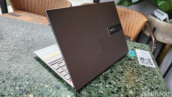 Harga Zenfone Space Editon mulai dari Rp 27 juta. Foto: Adi Fida Rahman/detikINET