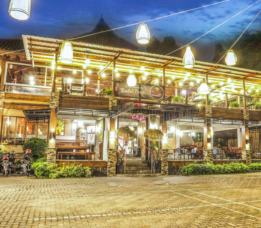 Asyik! Santai di 5 Restoran Bogor Ngeriung Makan Nasi Liwet