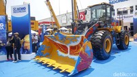 Beragam alat berat di industri pertambangan, energi dan konstruksi dihadirkan. Sebanyak 900 peserta dari 30 negara ambil dalam pameran ini. 