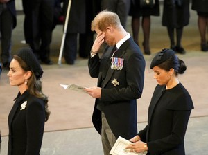 Meghan Markle Absen di Penobatan Raja Charles III, Pangeran Harry Hadir