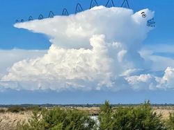 Imajinasi Awan yang Keren dan Bikin Gemes