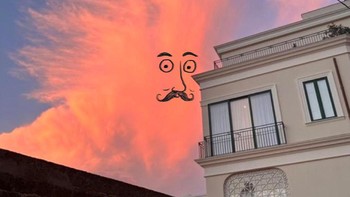 Kamu bisa mengirimkannya ke sini. Foto: Instagram/adailycloud by Chris Judge