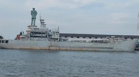 Satu kapal perang lagi yang dilelang adalah KRI Teluk Mandar-513 buatan Korea Selatan tahun 1980 ini. Kapal ini dilelang dengan harga limit Rp 5,88 miliar. Foto: Dok. DJKN