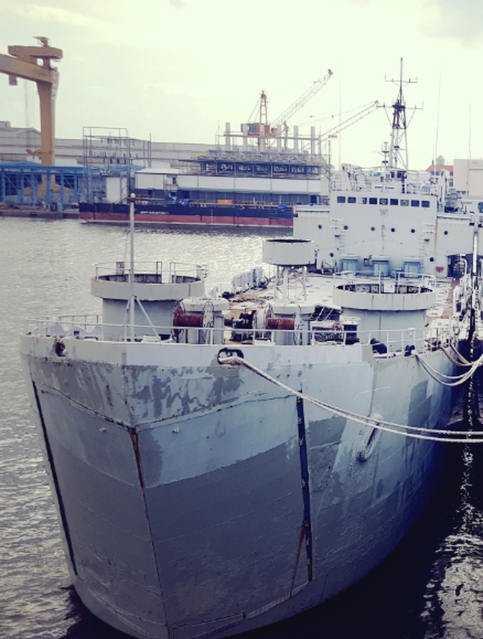 Kapal Perang KRI Dilelang