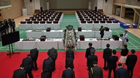 Upacara penghormatan dilakukan untuk para korban perang Korea. Jumlah korban tewas dari Perang Korea diperkirakan hampir 40.000 dari militer AS, 46.000 dari tentara Korea Selatan, 215.000 tentara Korea Utara, 400.000 tentara China. Selain itu, sedikitnya empat juta warga warga sipil tewas dalam perang itu.  