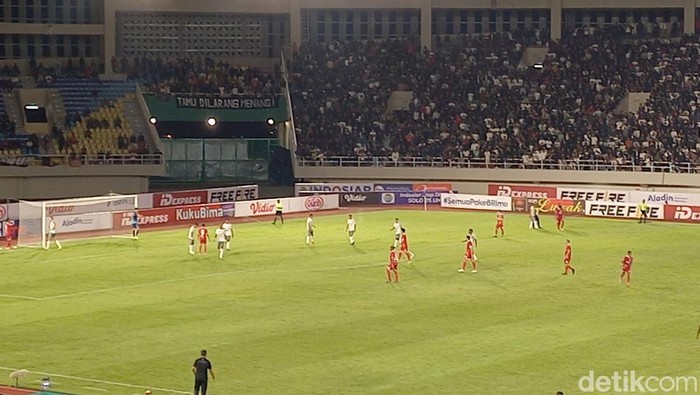 Laga Persis Solo vs Bali United di Stadion Manahan Solo, Kamis (15/9/2022).