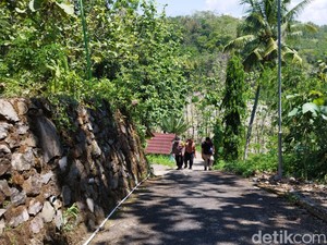 Nyasar ke Kuburan Semarang Usai Tumpangi Wanita, Sopir Truk Teriak Histeris