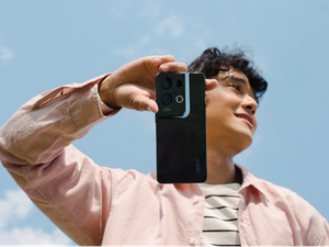 OPPO Reno8 Pro 5G & Reno8 Z 5G Pionir Kamera Malam, Preorder di Erafone!